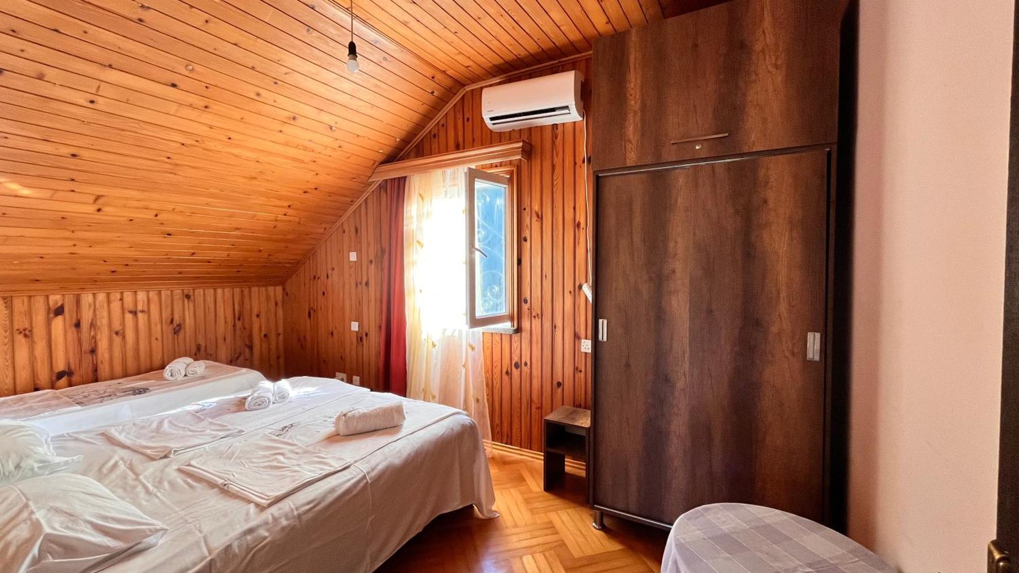 Dato'S Guesthouse Makhinjauri Luaran gambar